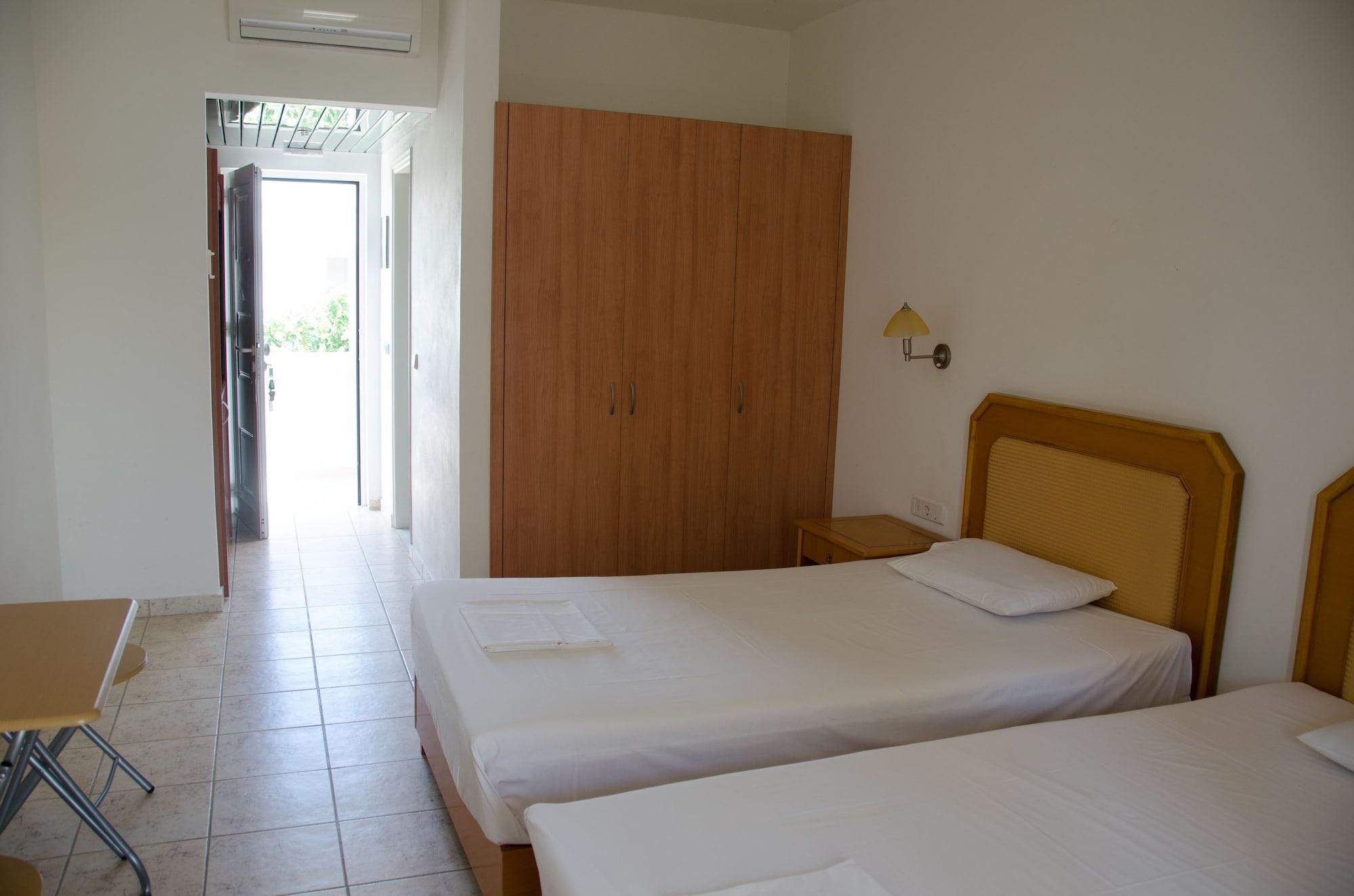 Goji Vegan Hotel Ялиссос Экстерьер фото