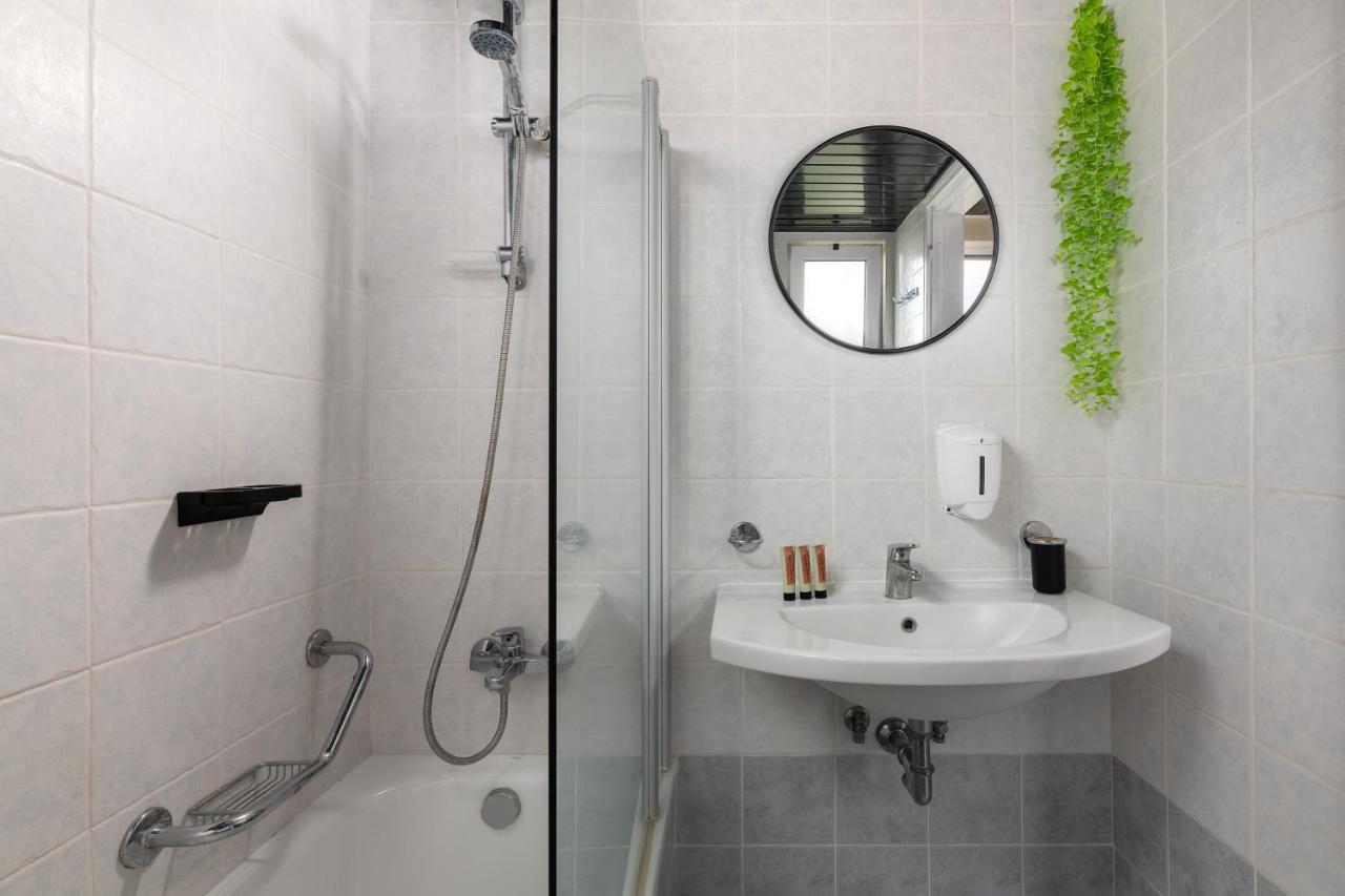 Goji Vegan Hotel Ялиссос Экстерьер фото