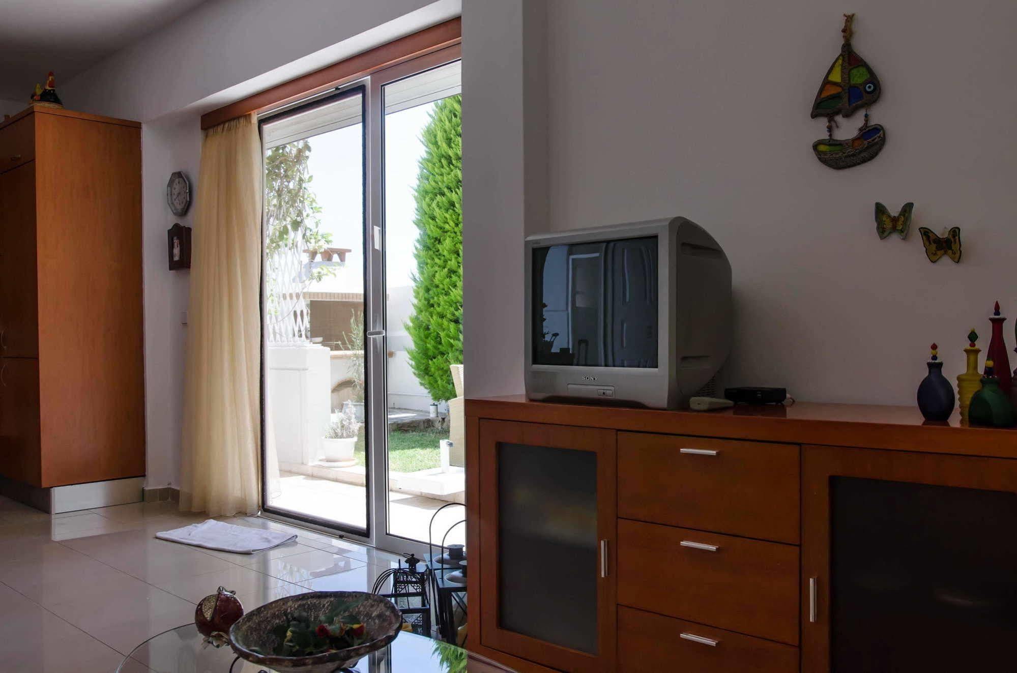 Goji Vegan Hotel Ялиссос Экстерьер фото