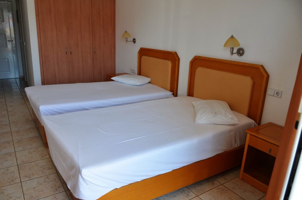 Goji Vegan Hotel Ялиссос Экстерьер фото